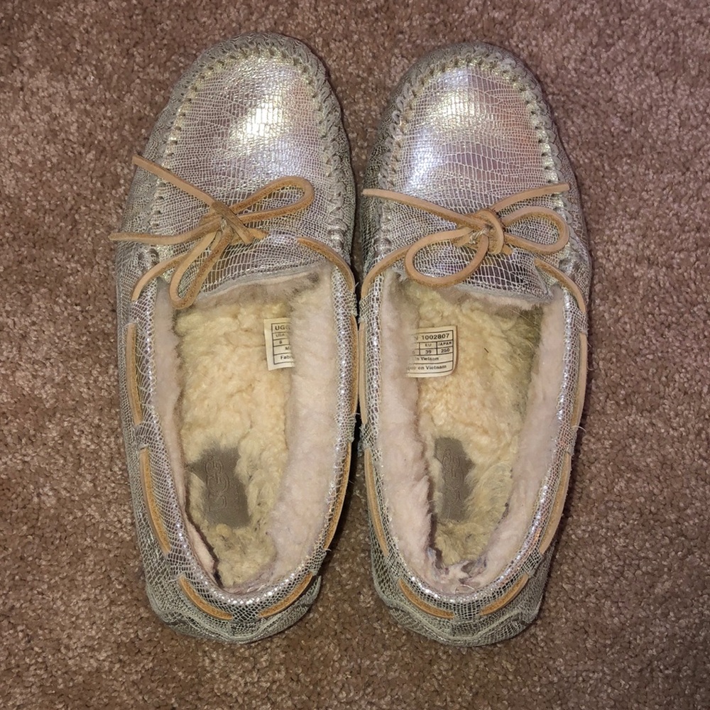 Ugg snakeskin moccasins ...MUST GO CLOSET CLEAROUT